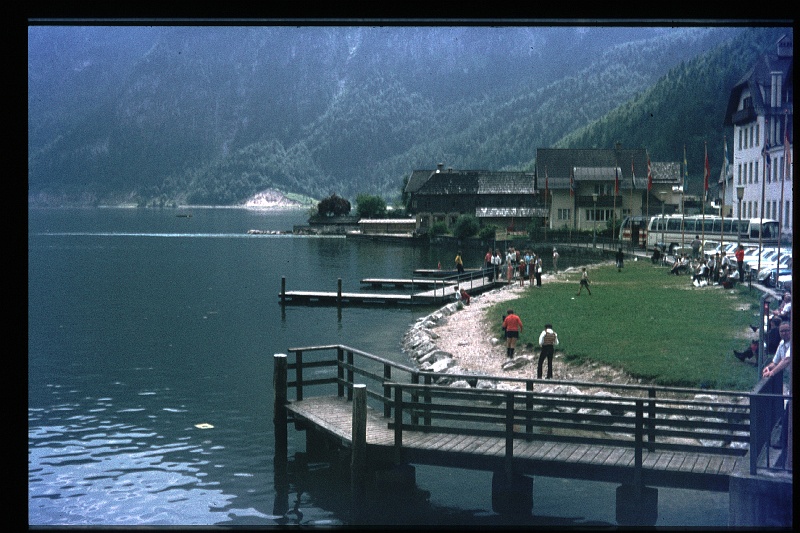 02.Hallstattersee jul 1972.JPG